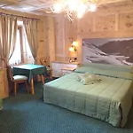 Отель Alpina Ливиньо