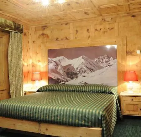 Alpina Hotel