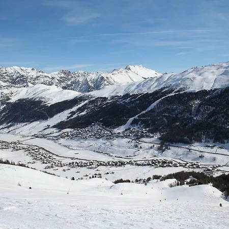 Szálloda Alpina