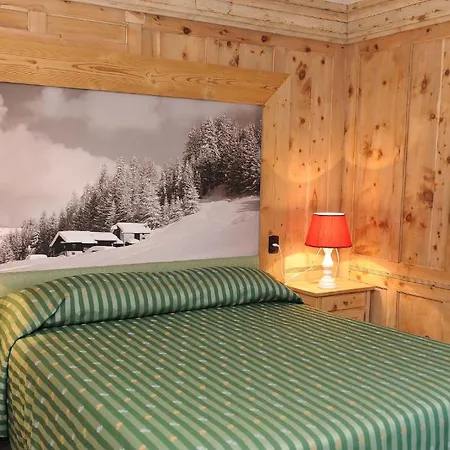 Alpina Hotel 3*