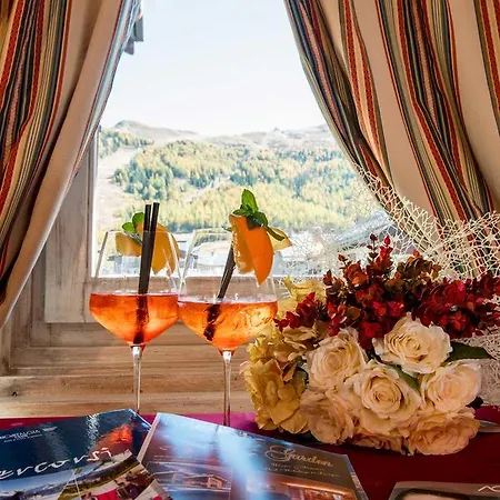 Alpina Hotel 3*